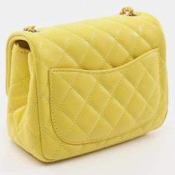 مملوكة مسبقًا Chanel Mini Yellow Lambskin Matelasse Shoulder Bag 