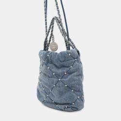 مملوكة مسبقًا حقيبة شانيل 22 كوكو مارك دينم صغيرة