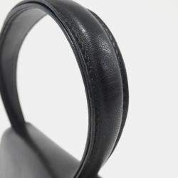 مملوكة مسبقًا Chanel Black Leather Handbag