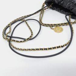 مملوكة مسبقًا Chanel 22 Line Black Leather Handbag