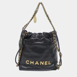 مملوكة مسبقًا Chanel 22 Line Black Leather Handbag