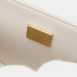 مملوكة مسبقًا Chanel Boy Chanel Small Shoulder Bag Leather Grained Calfskin White