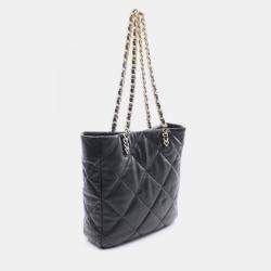 مملوكة مسبقًا Chanel 19 Shoulder Bag Leather Black