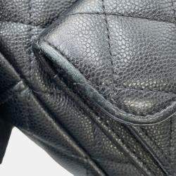 Pre Owned حقيبة ظهر شانيل كلاسيكية كوكو مارك صغيرة مطبقة جلد عجل أسود