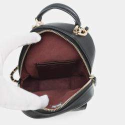 Pre Owned حقيبة ظهر شانيل كلاسيكية كوكو مارك صغيرة مطبقة جلد عجل أسود