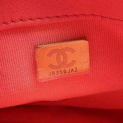 Pre Owned حقيبة شانيل الكتف الصغيرة مطرزة جلد خروف (جلد الغنم) وردية اللون