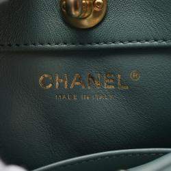 مملوكة مسبقًا Chanel Matelasse Small Hobo Bag Shoulder Leather Green