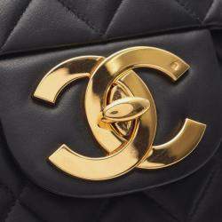 مملوكة مسبقًا حقيبة كتف شانيل ميتلاسي ٣٤ كتف جلد الخراف باللون الأسود