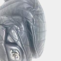 مملوكة مسبقًا Chanel Double Pocket Quilted Bag Zipper Chain Backpack Gunmetal Rucksack Leather Black