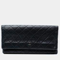 Pre Owned Chanel Black Quilted Lambskin CC Beauty Foldover Clutch