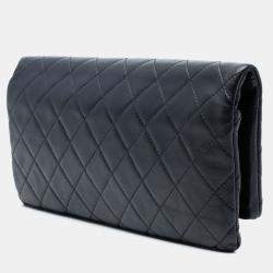 Pre Owned Chanel Black Quilted Lambskin CC Beauty Foldover Clutch