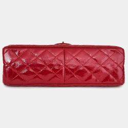 مملوكة مسبقًا Chanel 2010-11 Red Patent Leather Reissue 226 2.55 Flap Bag
