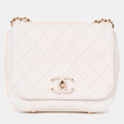 Pre Owned حقيبة شانيل قلاب سي سي مغطى جلد أبيض صغيرة 2018/19