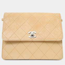 Pre Owned حقيبة كتف شانيل مبطنة CC باللون البيج