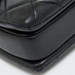 مملوكة مسبقًا حقيبة شانيل سي سي تريندي جلد أسود مبطن صغيرة بيد علوية