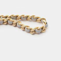 مملوكة مسبقًا حقيبة هوبو جلد رمادية سلسلة حول CC من شانيل