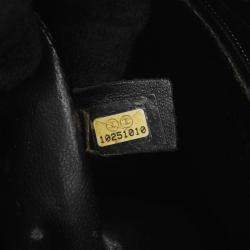 Pre Owned حقيبة شانيل ميداليون جلد كافيار أسود توت