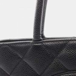 Pre Owned حقيبة شانيل ميداليون جلد كافيار أسود توت