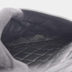 Pre Owned حقيبة شانيل ميداليون جلد كافيار أسود توت