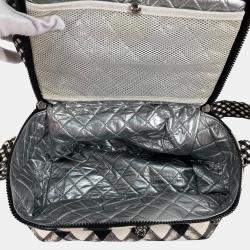 Pre Owned Chanel White Black Fabric Bag