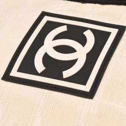 مملوكة مسبقًا Chanel Black White Travel Line Crossbody Bag