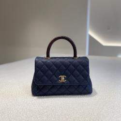مملوكة مسبقًا Chanel Coco Handle Small Blue Lizard Handle 24K Gold Hardware