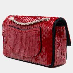 مملوكة مسبقًا حقيبة شانيل متوسطة قلاب مزدوج ساتان وترتر باريس-شنغهاي حمراء