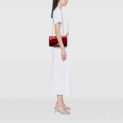 مملوكة مسبقًا حقيبة شانيل متوسطة قلاب مزدوج ساتان وترتر باريس-شنغهاي حمراء