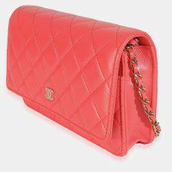 Pre Owned Chanel Pink Quilted Lambskin Classic Wallet On Chain