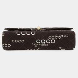 مملوكة مسبقًا حقيبة كتف شانيـل ماتلاسي مزدوجة القلاب طباعة كوكو قماش أسود مقاس ٢٥