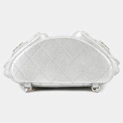 Pre Owned حقيبة ظهر شانيل لامبسكين معدني فضي