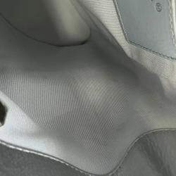 Pre Owned حقيبة ظهر شانيل لامبسكين معدني فضي