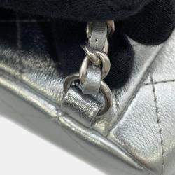 Pre Owned حقيبة ظهر شانيل لامبسكين معدني فضي
