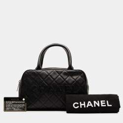 مملوكة مسبقًا حقيبة شانيل سوداء مبطنة من جلد العجل مع شعار بولر