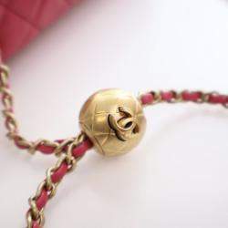 Pre Owned حقيبة شانيل صغيرة مستطيلة جلد خروف بسلسلة لؤلؤة كراش مع رفرف