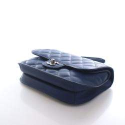 مملوكة مسبقًا حقيبة شانيل رفرف كروس مبطنة جلد خروف