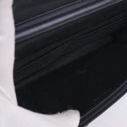 مملوكة مسبقًا Chanel Caviar Boy Wallet On Chain (WOC)