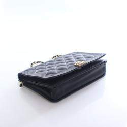 مملوكة مسبقًا Chanel Caviar Boy Wallet On Chain (WOC)