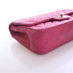 مملوكة مسبقًا Chanel Medium Lambskin Classic Double Flap Bag