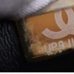 مملوكة مسبقًا حقيبة كروس بودي شانيل لامبسكين ووك أوف فيم ستار