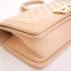 مملوكة مسبقًا حقيبة شانيل ميديوم كافيار بوي