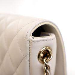 مملوكة مسبقًا حقيبة رفرف جانبية شانيل جلد خروف مبطنة