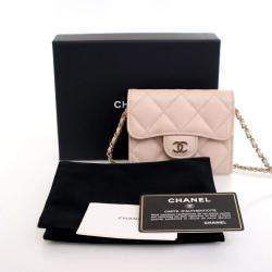 Pre Owned Chanel Caviar Card Holder On Chain