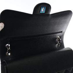 مملوكة مسبقًا حقيبة شانيـل جامبو كافيار كلاسيك مزدوجة القلاب