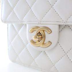 مملوكة مسبقًا حقيبة شانيل شامواه صغير بلؤلؤة علويّة