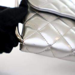 Pre Owned Chanel Metallic Silver Patent Metal Handle Clutch