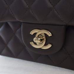 Pre Owned حقيبة شانيل ميني جلد حمل مستطيلة بنية ذات مقبض علوي فلاب كلاسيكية