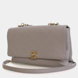 مملوكة مسبقًا Chanel Medium Grey Caviar Chic Affinity Flap Bag