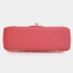 Pre Owned حقيبة شانيل صغيرة مستطيلة جلد خروف وردي بحظوظ محظوظة
