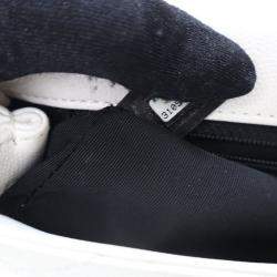 مملوكة مسبقًا حقيبة شانيال صغيرة بيضاء كافيار ماي إيفري ثينغ فلاب